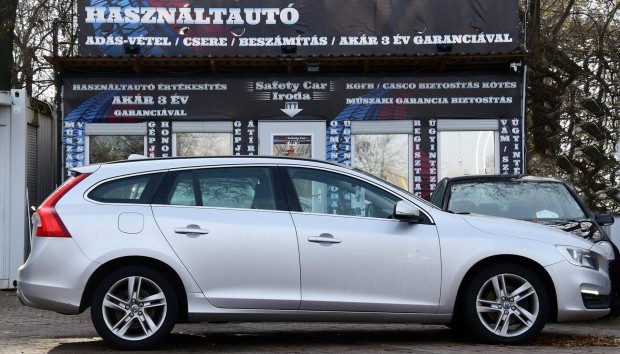 Volvo V60 2.0 D [D2] Momentum 1.Tulajdonostl/T...